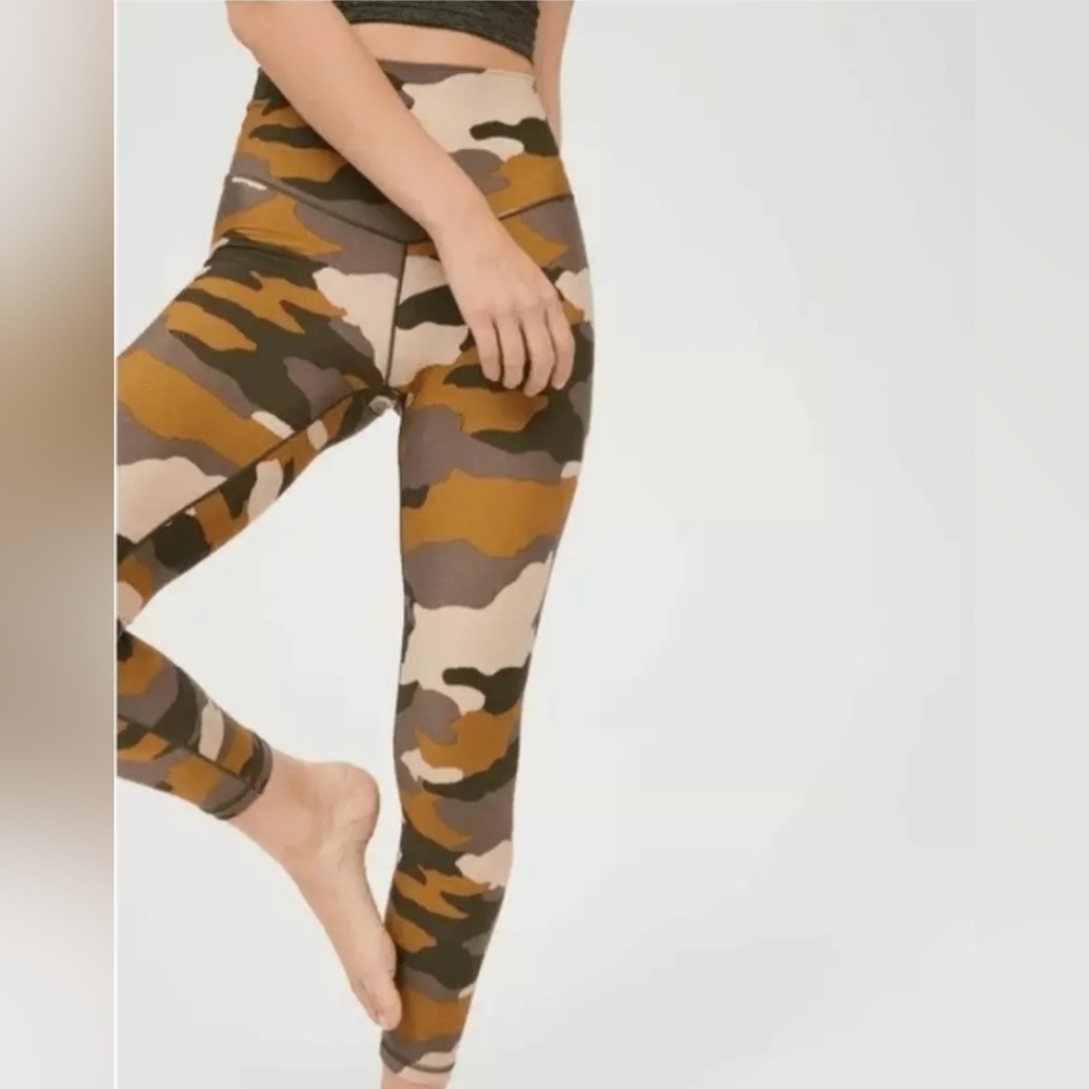 Aerie | Real Me 7/8 Legging Hi Rise Camo Small